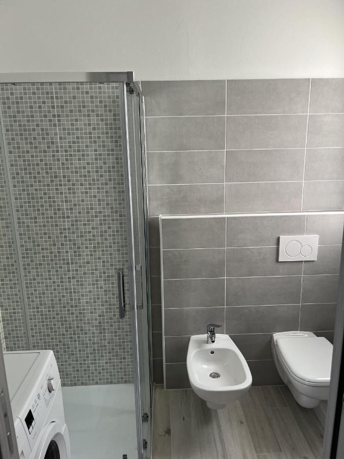Casa Castellana Apt 1 E Casa Castellana Apt 2 Sala Comacina Εξωτερικό φωτογραφία