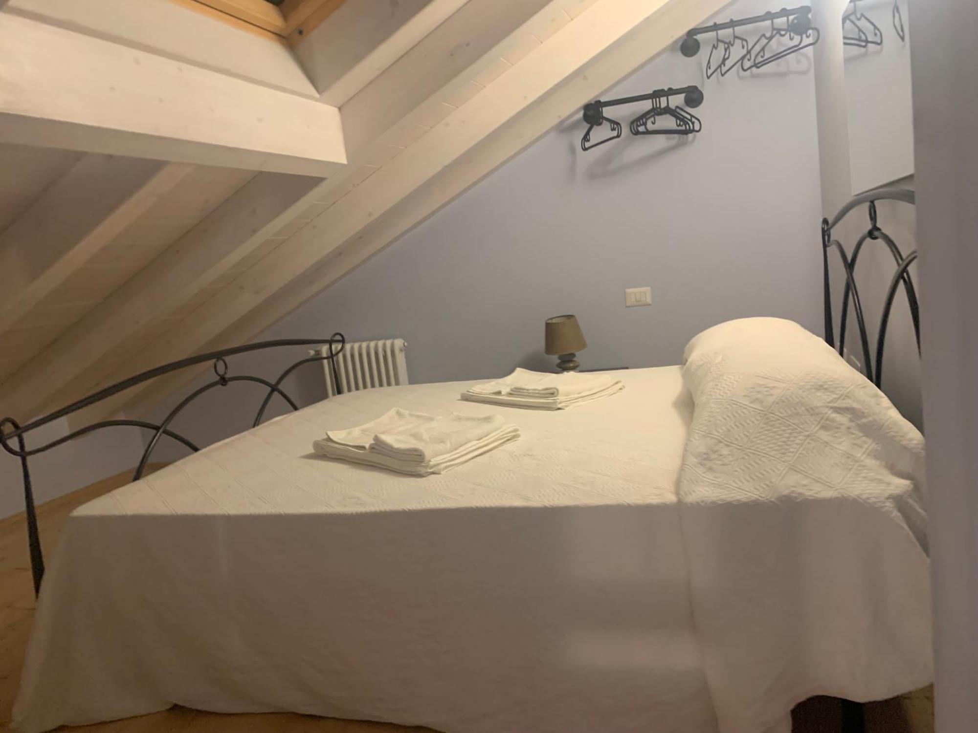 Casa Castellana Apt 1 E Casa Castellana Apt 2 Sala Comacina Εξωτερικό φωτογραφία