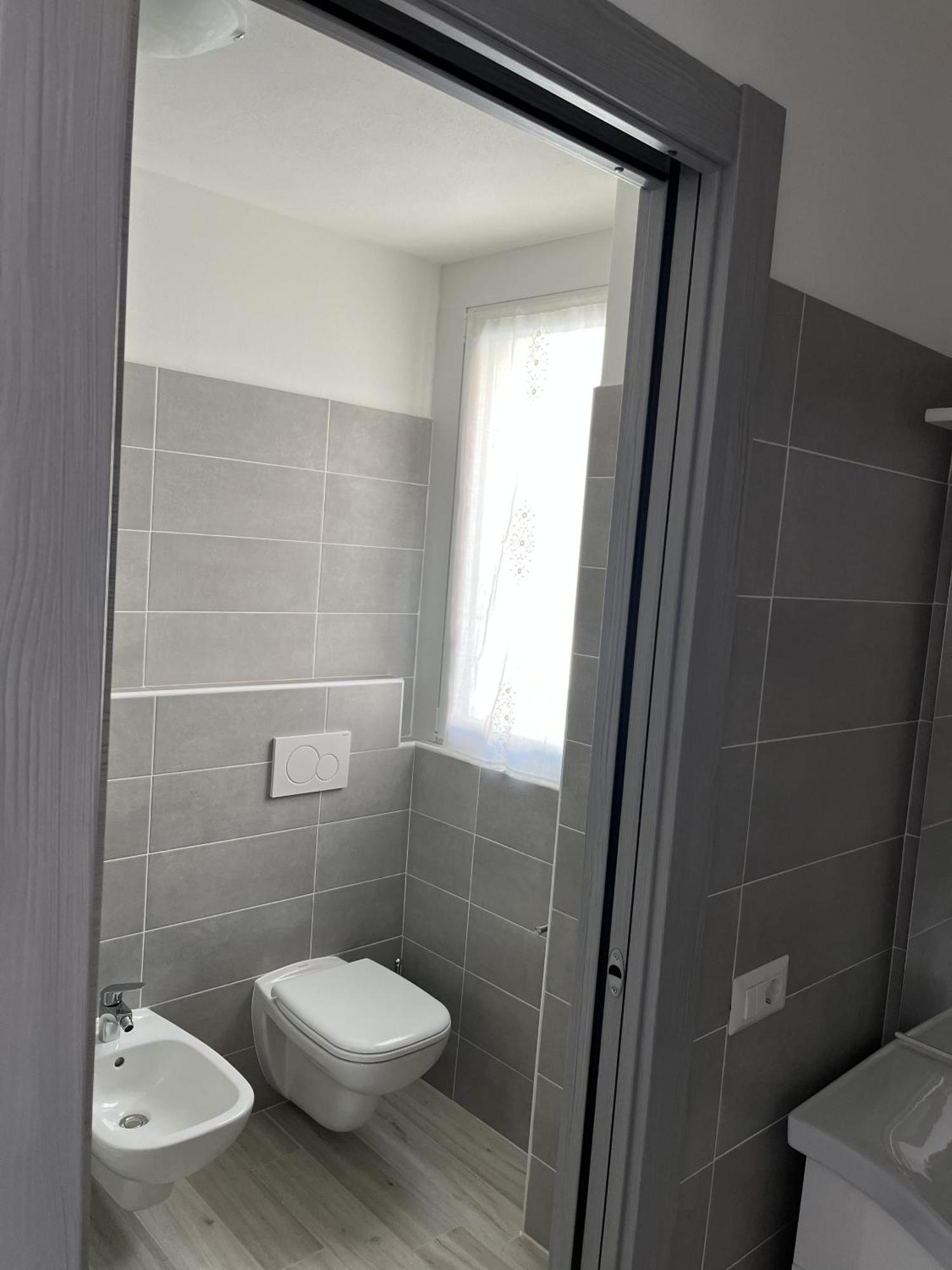 Casa Castellana Apt 1 E Casa Castellana Apt 2 Sala Comacina Εξωτερικό φωτογραφία
