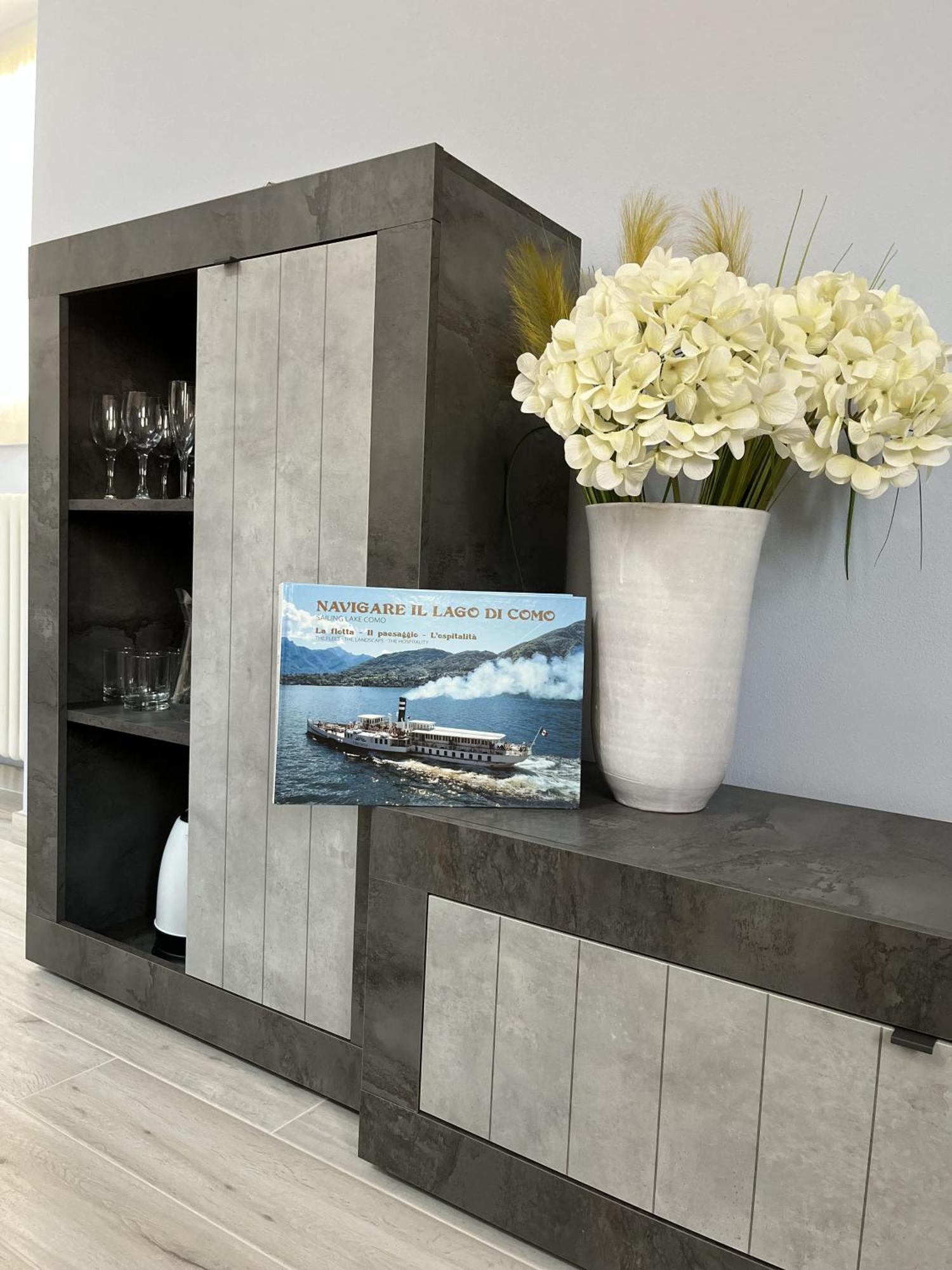 Casa Castellana Apt 1 E Casa Castellana Apt 2 Sala Comacina Εξωτερικό φωτογραφία